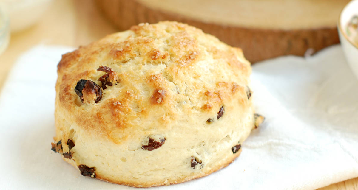 Taste of Scotland: Authentic Homemade Raisin Scones Recipe